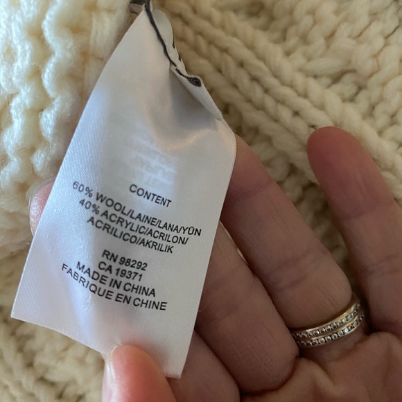 Tibi turtleneck with open back - Picture 4 of 9